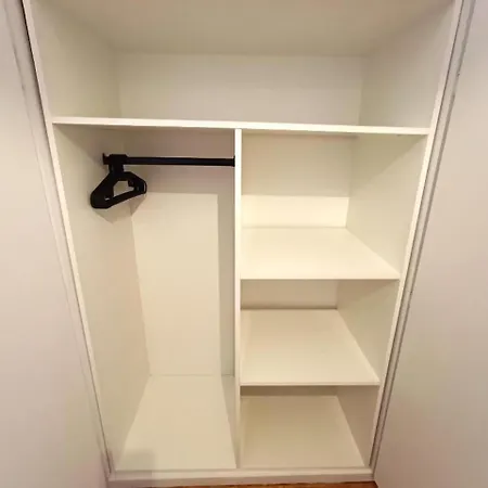 Comfort Corner Spacious & Quiet 2br In * Tessalónica