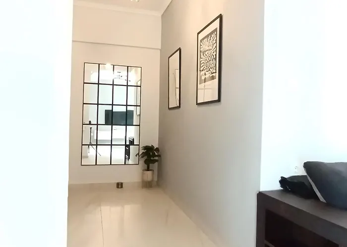 شقة Comfort Corner Spacious & Quiet 2br In *