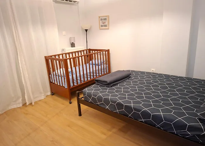 Lejlighed Comfort Corner Spacious & Quiet 2br In Thessaloníki