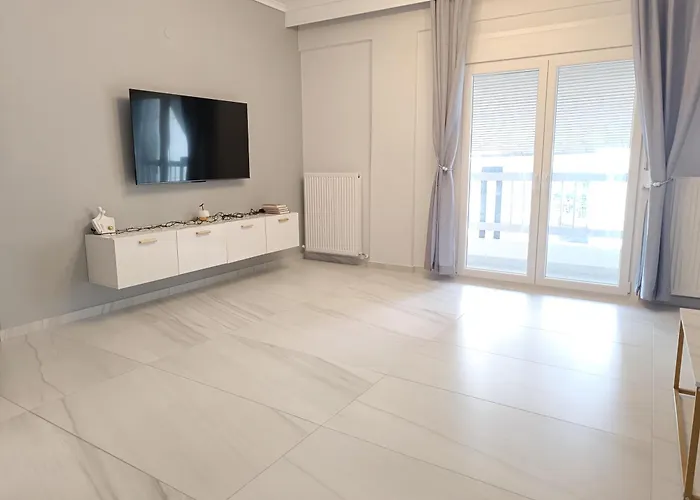 Comfort Corner Spacious & Quiet 2br In شقة *
