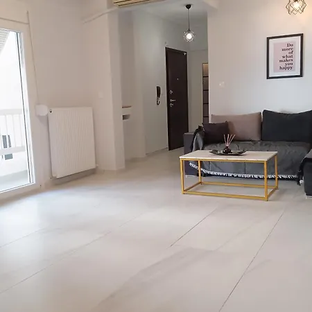 Comfort Corner 75m2 100mbs * Salonic